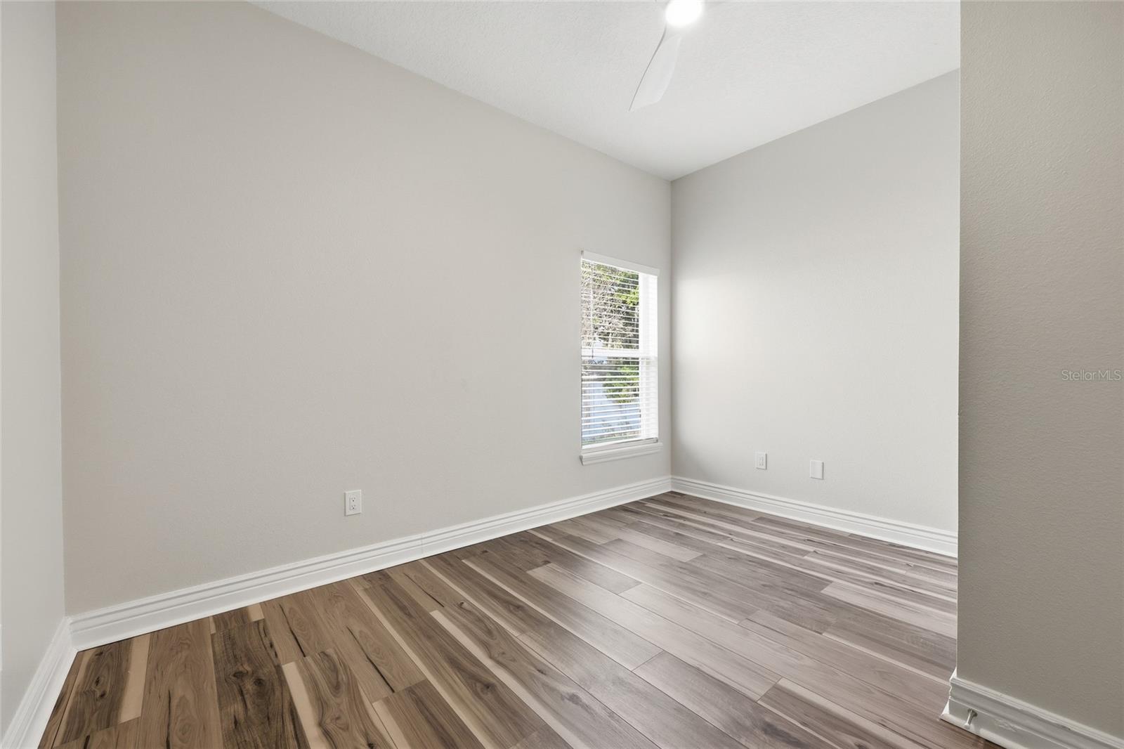 Image 21 of 25 For 4506 Waterside Pointe Circle