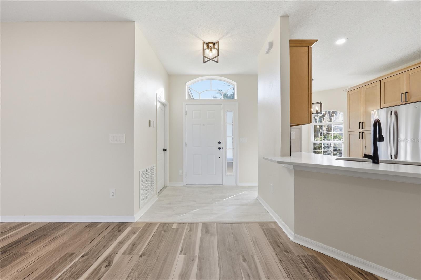 Image 5 of 25 For 4506 Waterside Pointe Circle