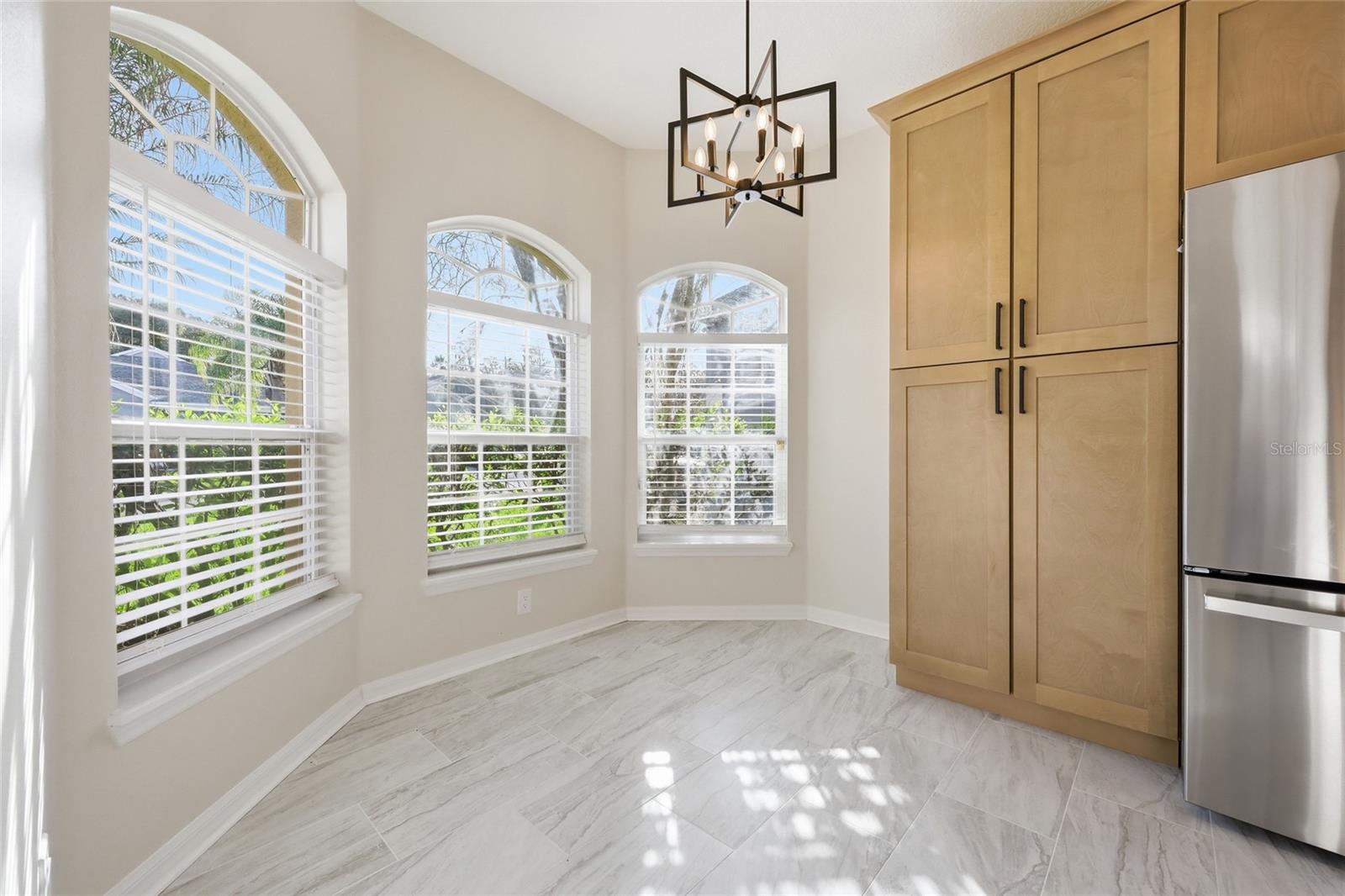 Image 8 of 25 For 4506 Waterside Pointe Circle