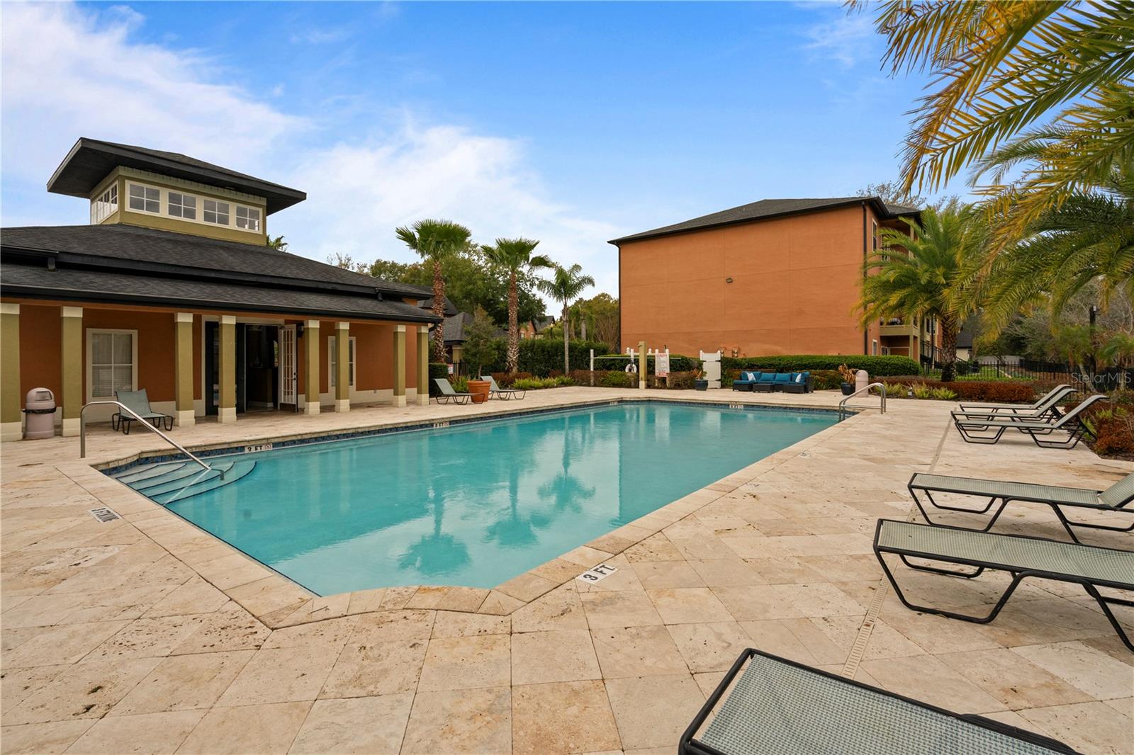 Image 31 of 39 For 6021 Westgate Drive 823