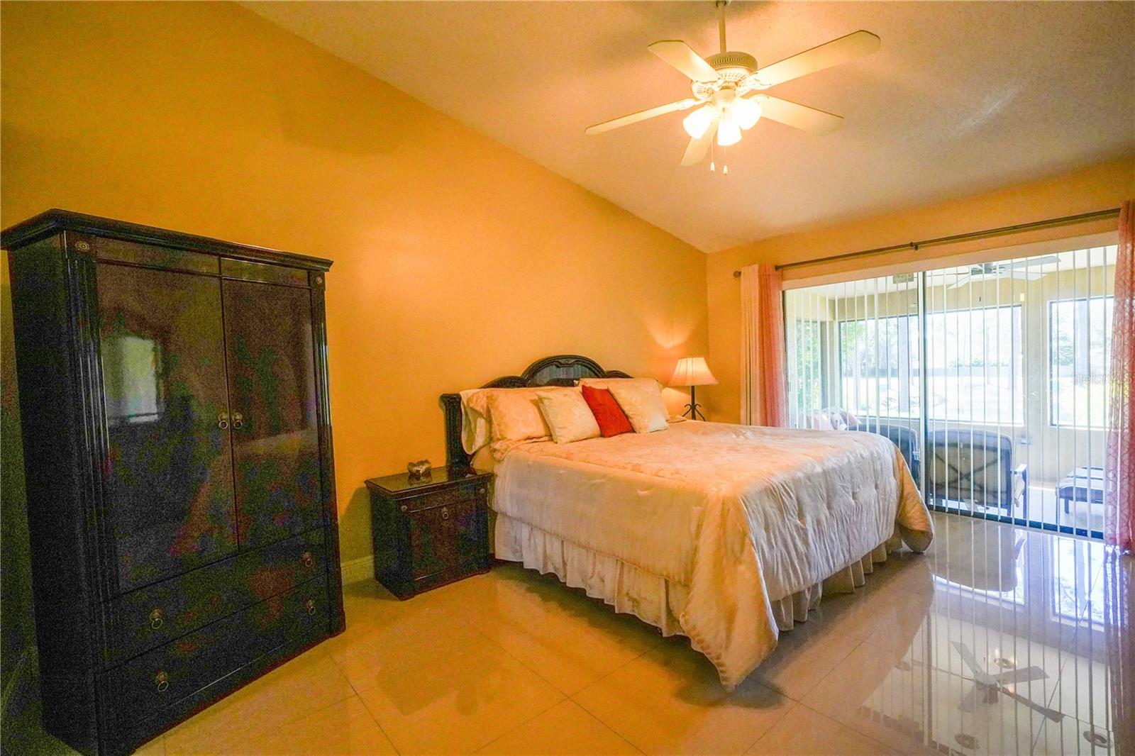 Image 10 of 31 For 9056 Woodbreeze Boulevard