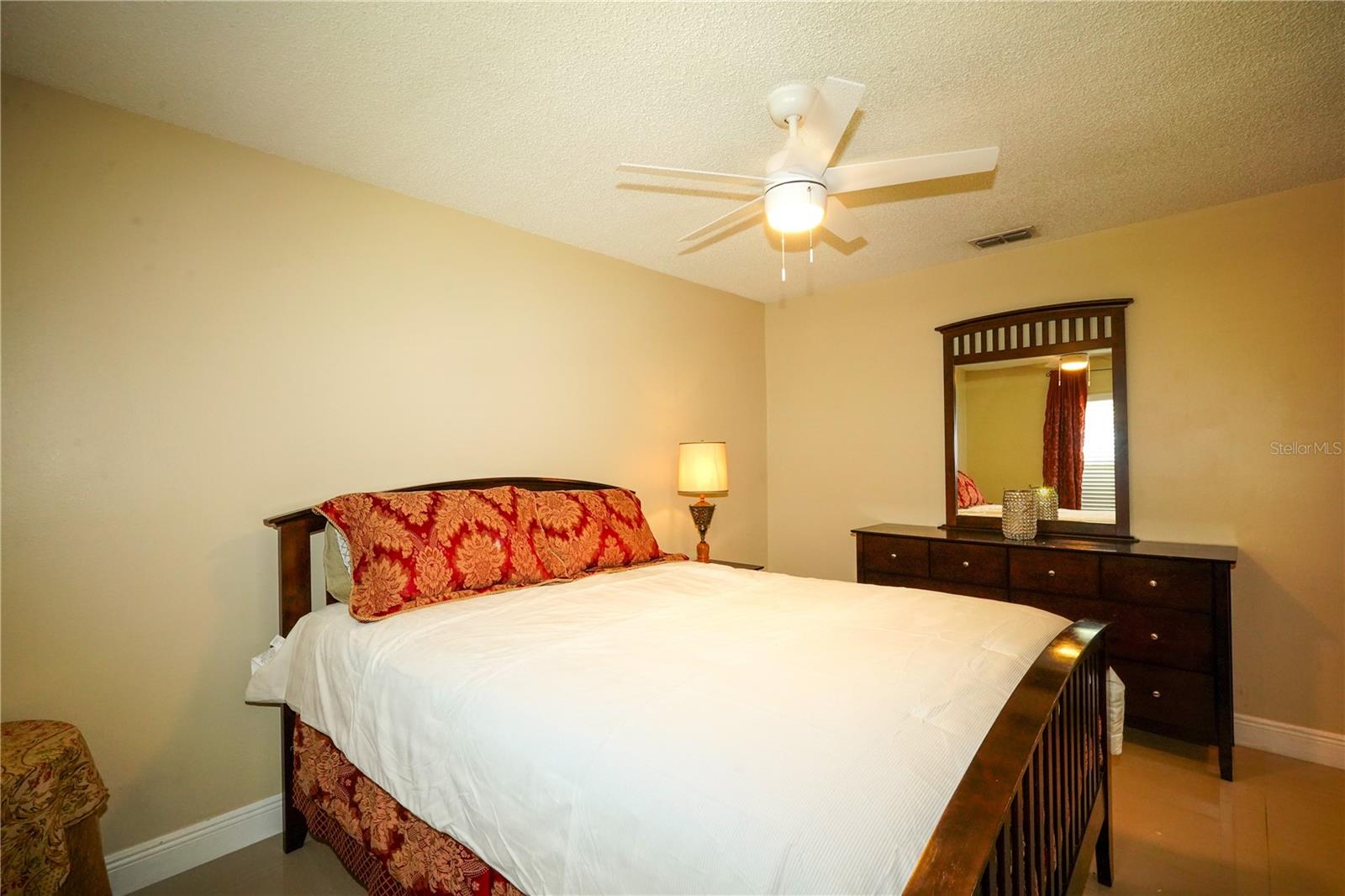 Image 13 of 31 For 9056 Woodbreeze Boulevard