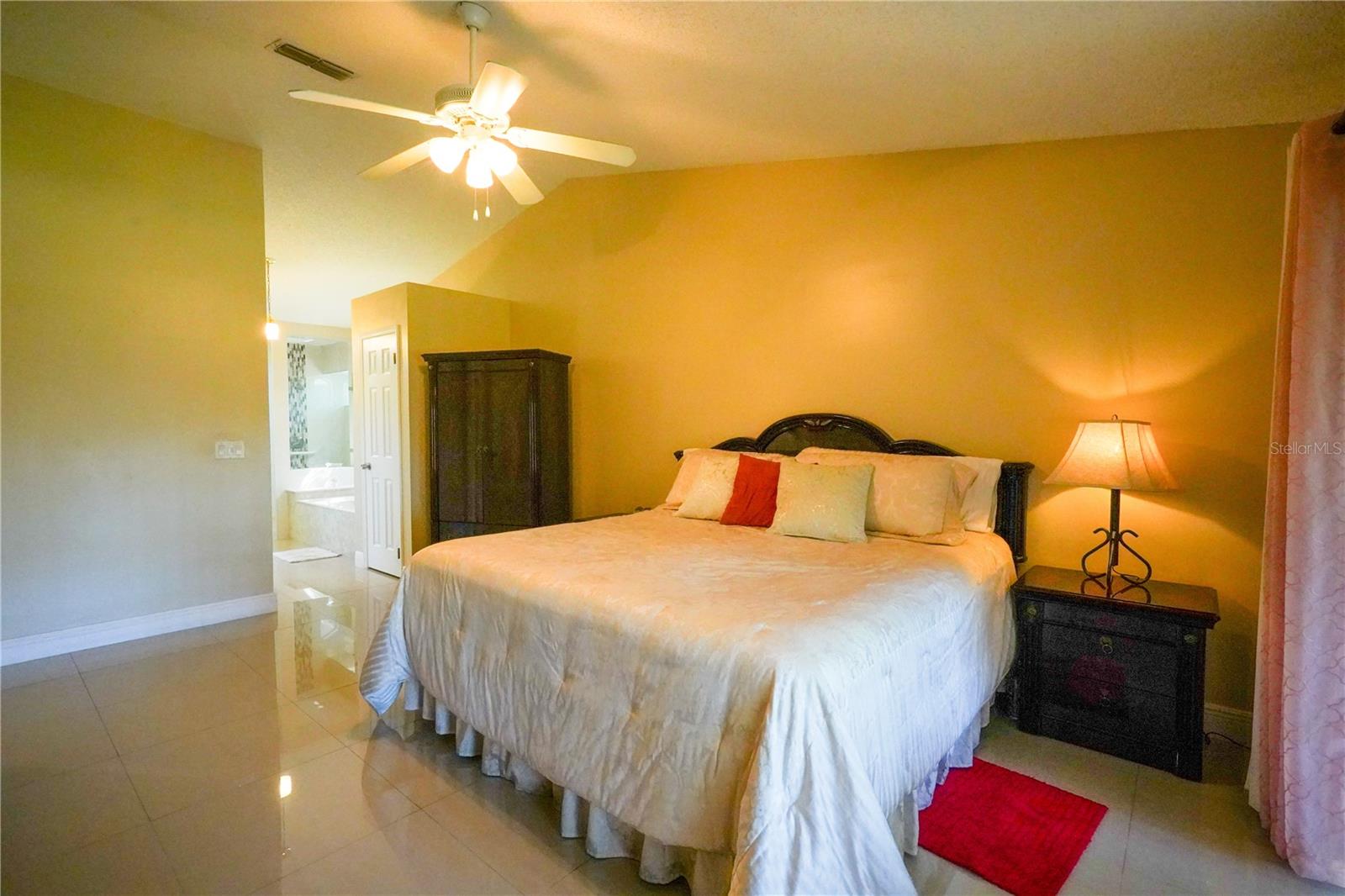 Image 9 of 31 For 9056 Woodbreeze Boulevard