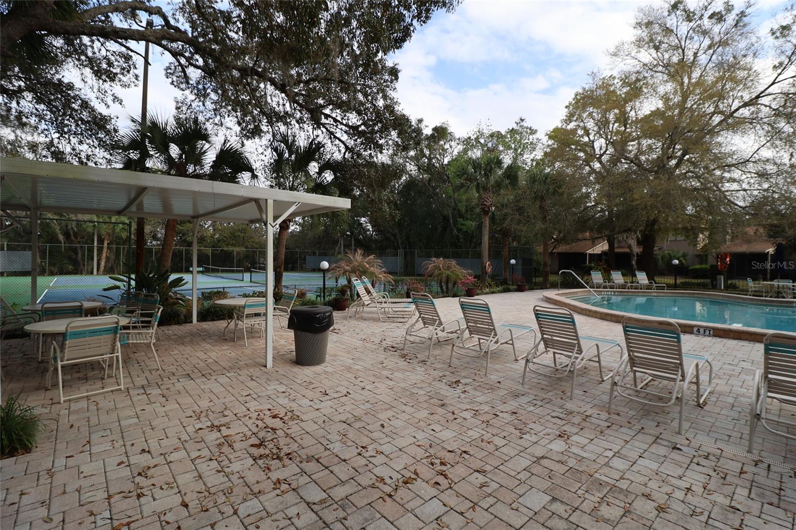 Image 20 of 23 For 406 Evesham Place