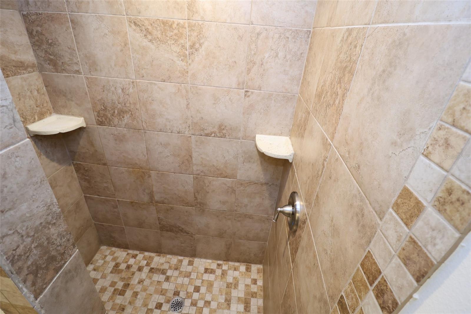 Image 7 of 23 For 406 Evesham Place