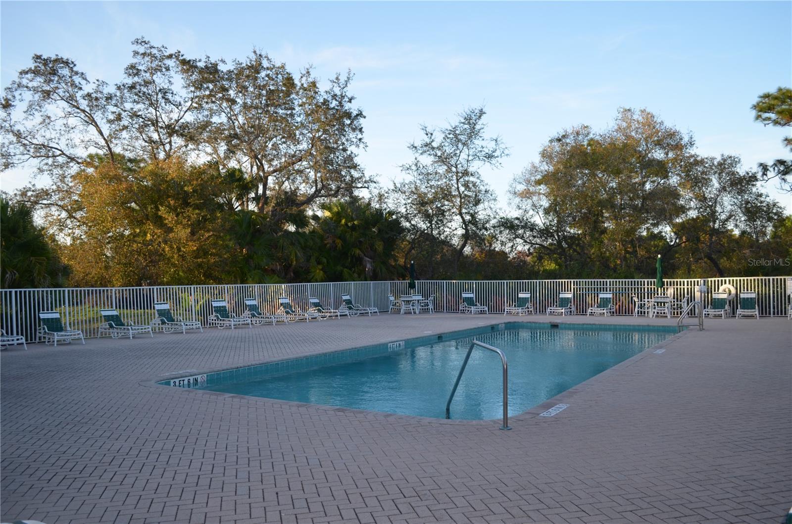 Image 21 of 27 For 598 Gossamer Wing Way