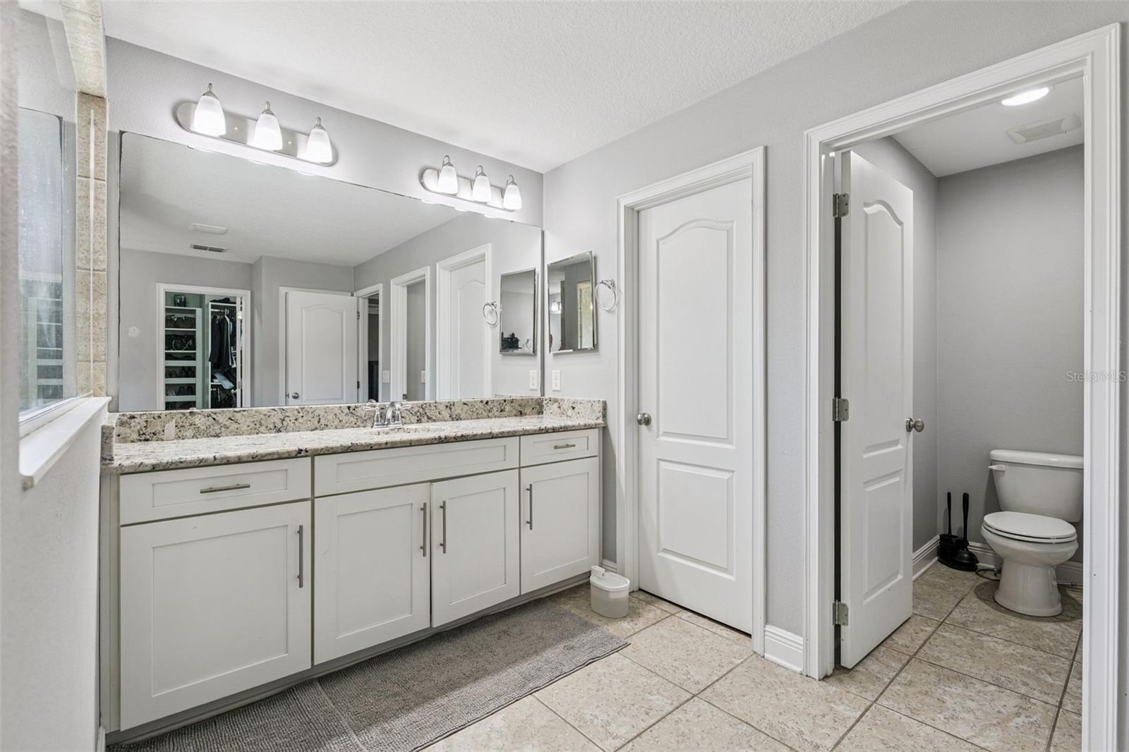 Image 25 of 49 For 2541 Red Berry Way