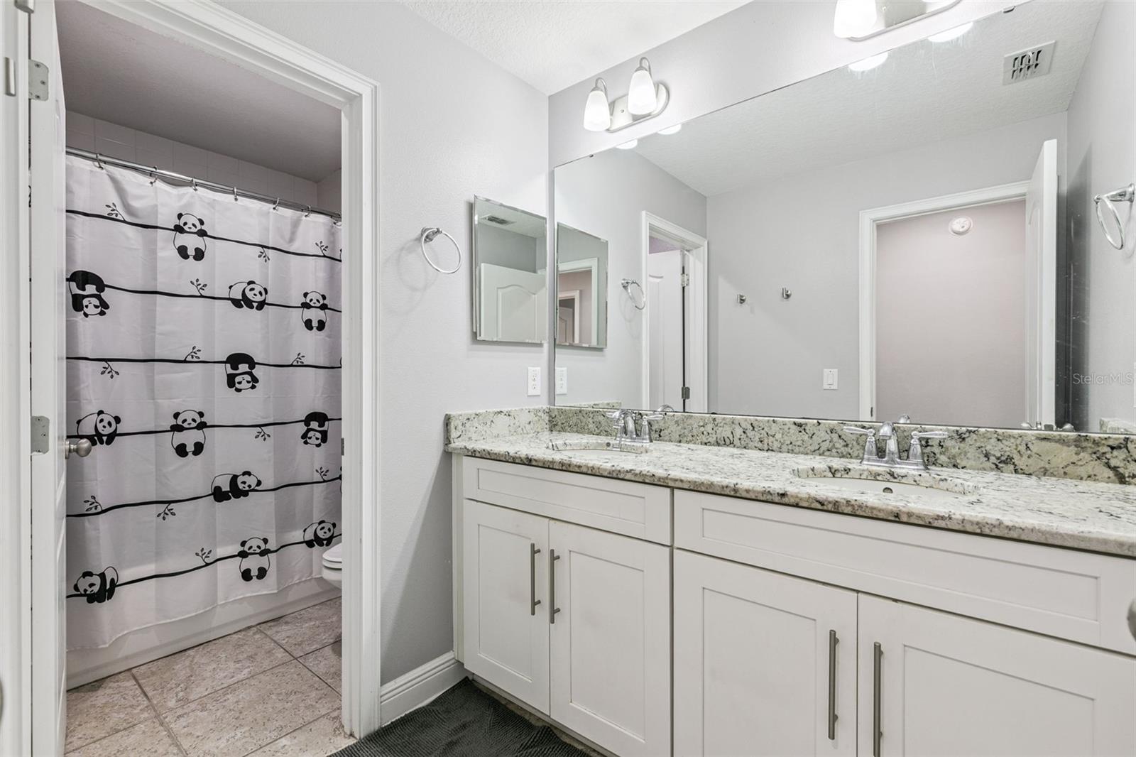 Image 26 of 49 For 2541 Red Berry Way