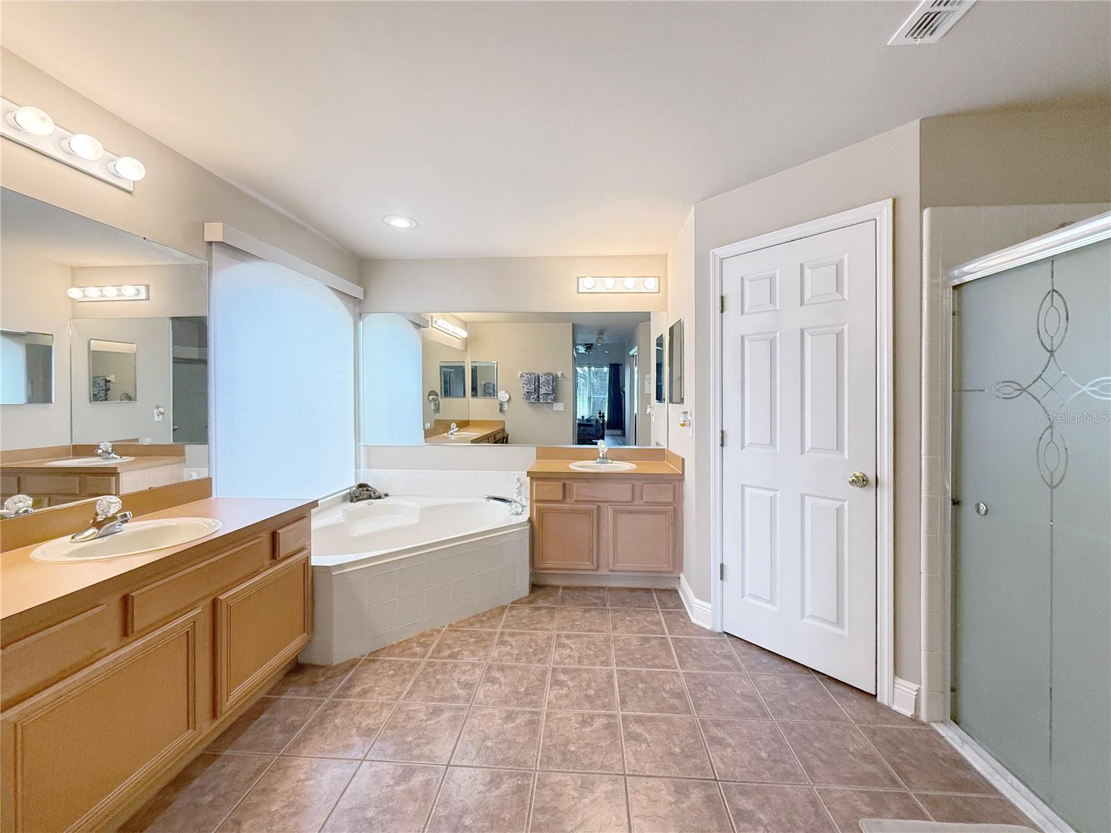 Image 10 of 23 For 1929 Willow Wood Drive