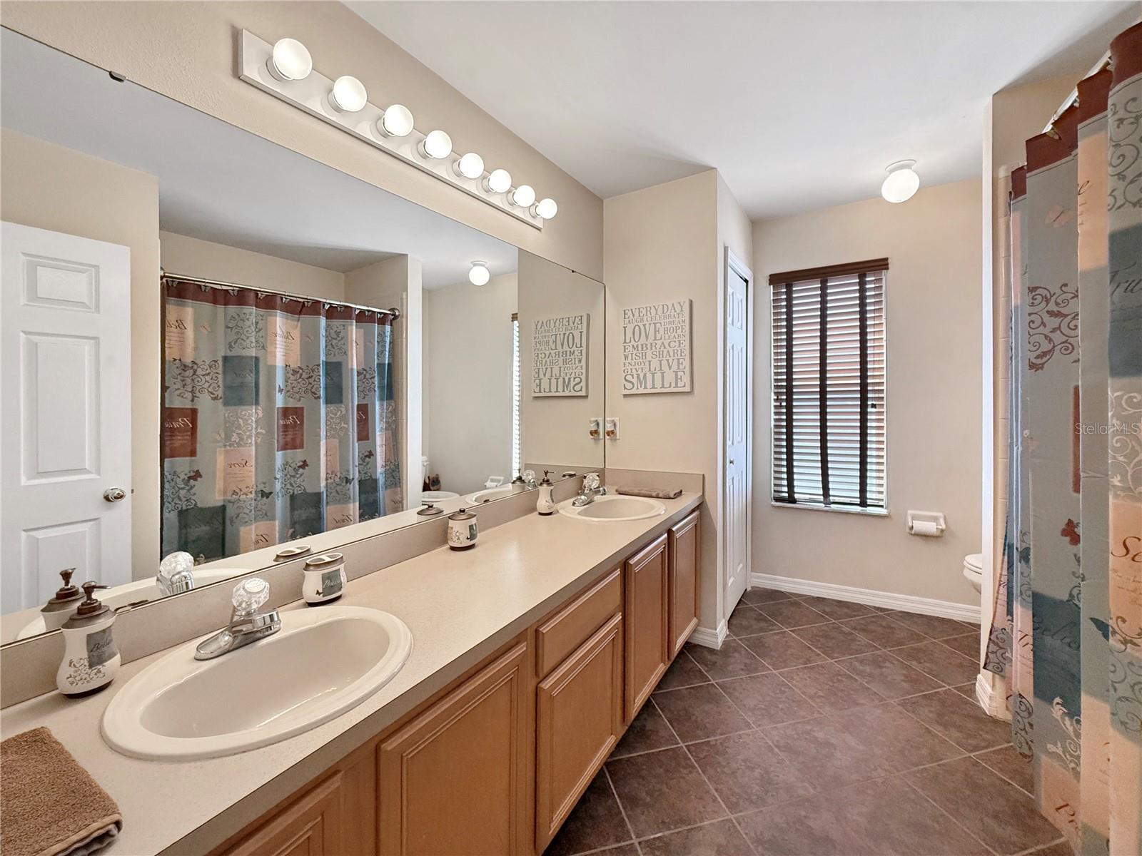 Image 14 of 23 For 1929 Willow Wood Drive