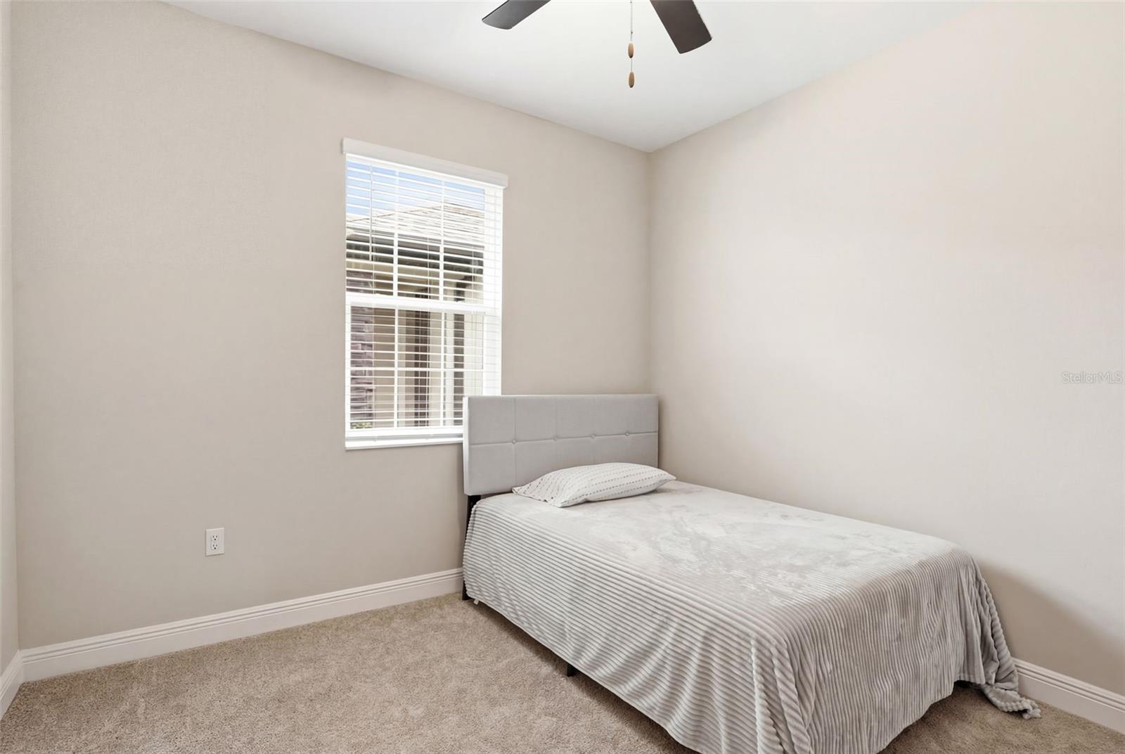 Image 18 of 22 For 7848 Somersworth Drive