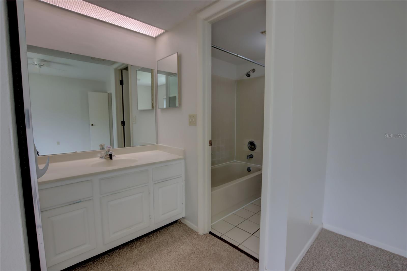 Image 19 of 25 For 4917 Walden Circle