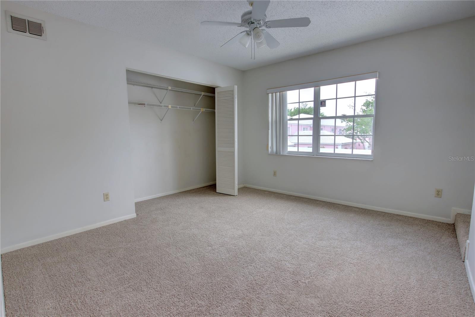 Image 21 of 25 For 4917 Walden Circle