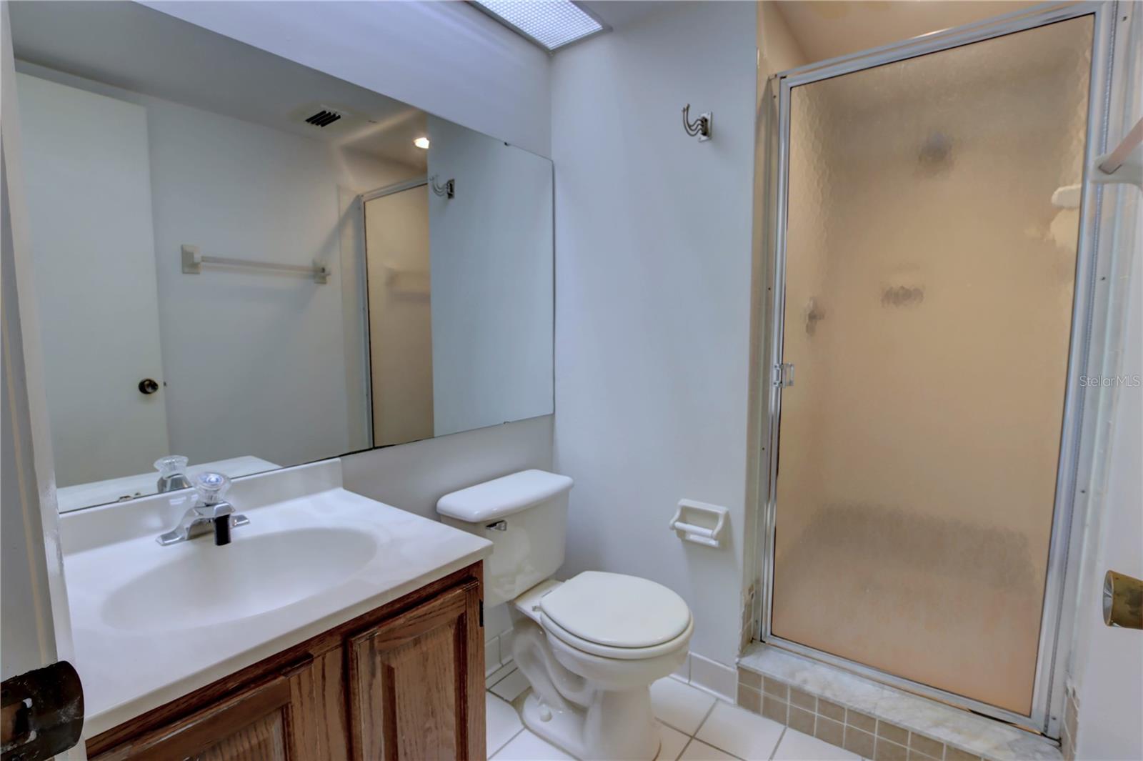 Image 22 of 25 For 4917 Walden Circle