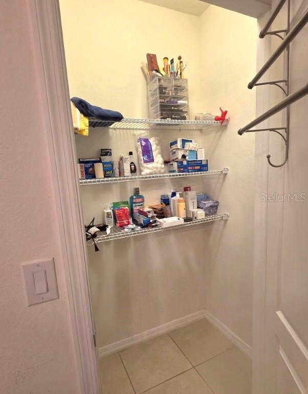 Image 11 of 42 For 368 Aberdeen Drive