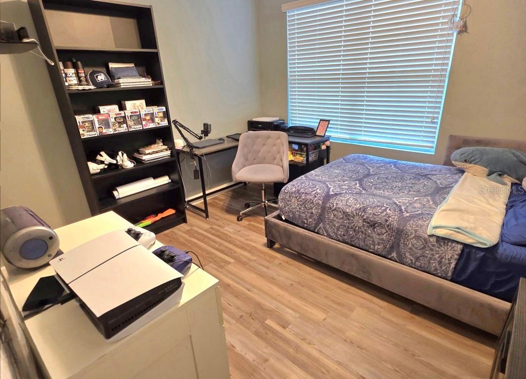 Image 12 of 42 For 368 Aberdeen Drive