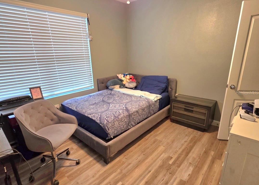 Image 13 of 42 For 368 Aberdeen Drive