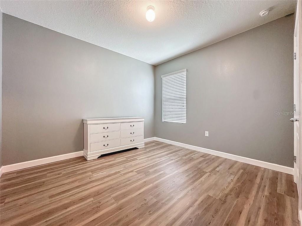 Image 14 of 42 For 368 Aberdeen Drive