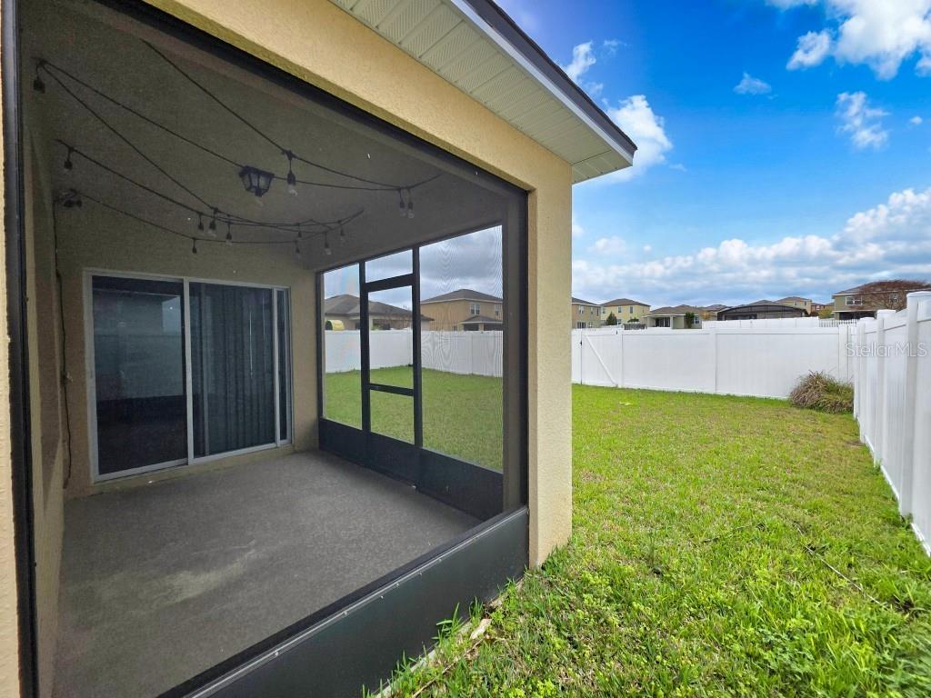 Image 18 of 42 For 368 Aberdeen Drive