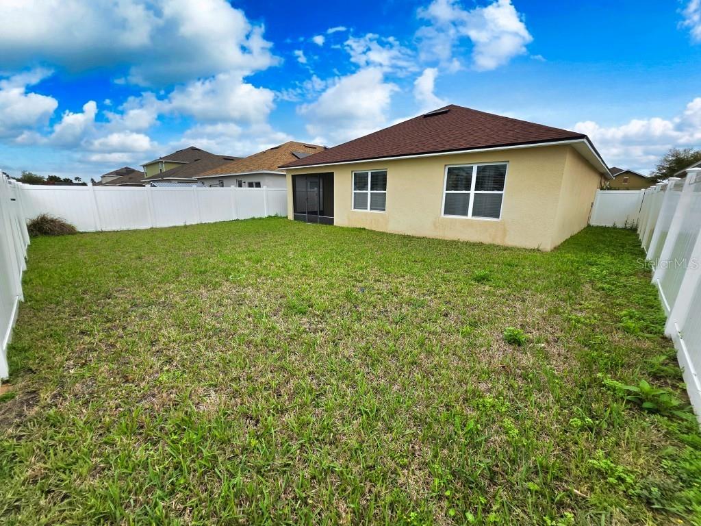 Image 22 of 42 For 368 Aberdeen Drive