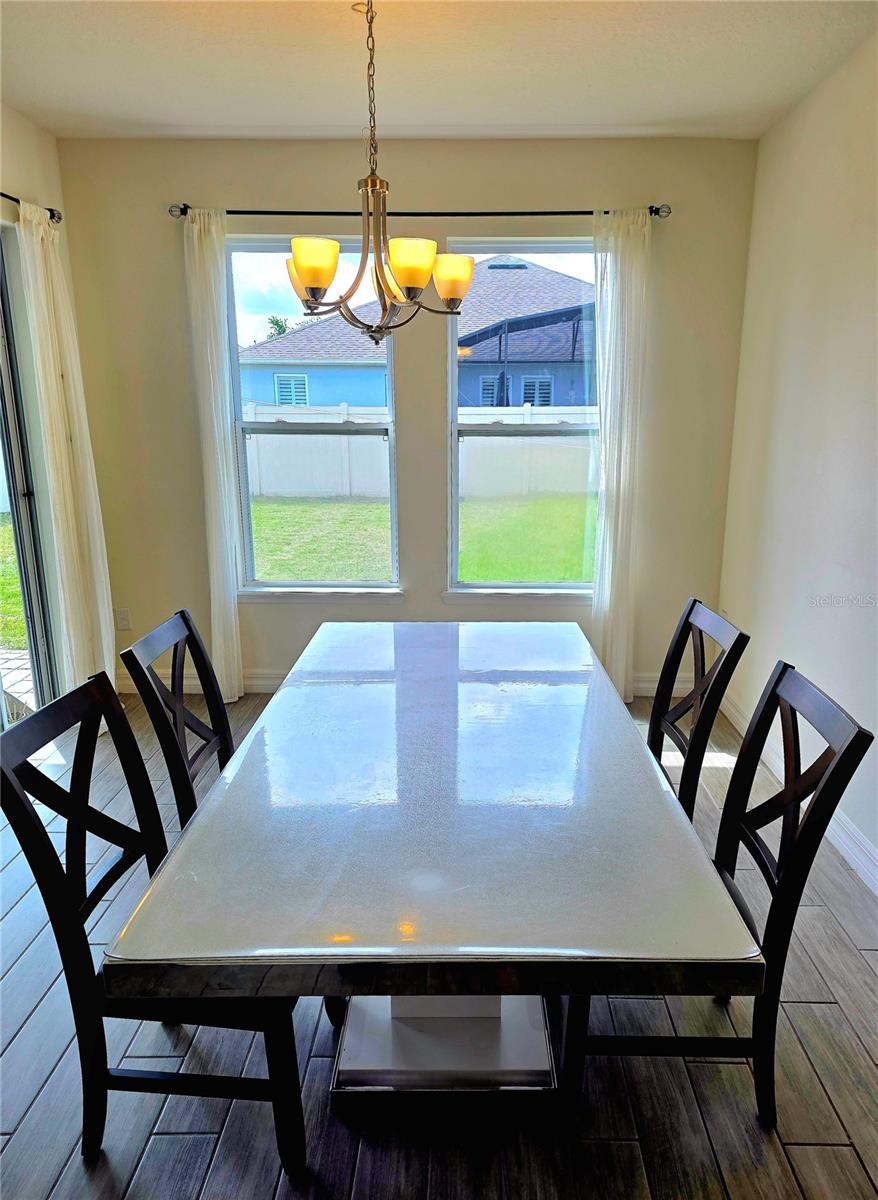 Image 13 of 24 For 1033 Wood Dale Circle