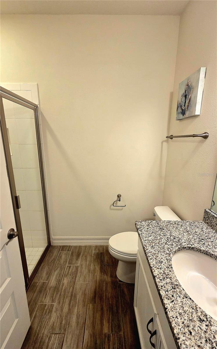 Image 23 of 24 For 1033 Wood Dale Circle