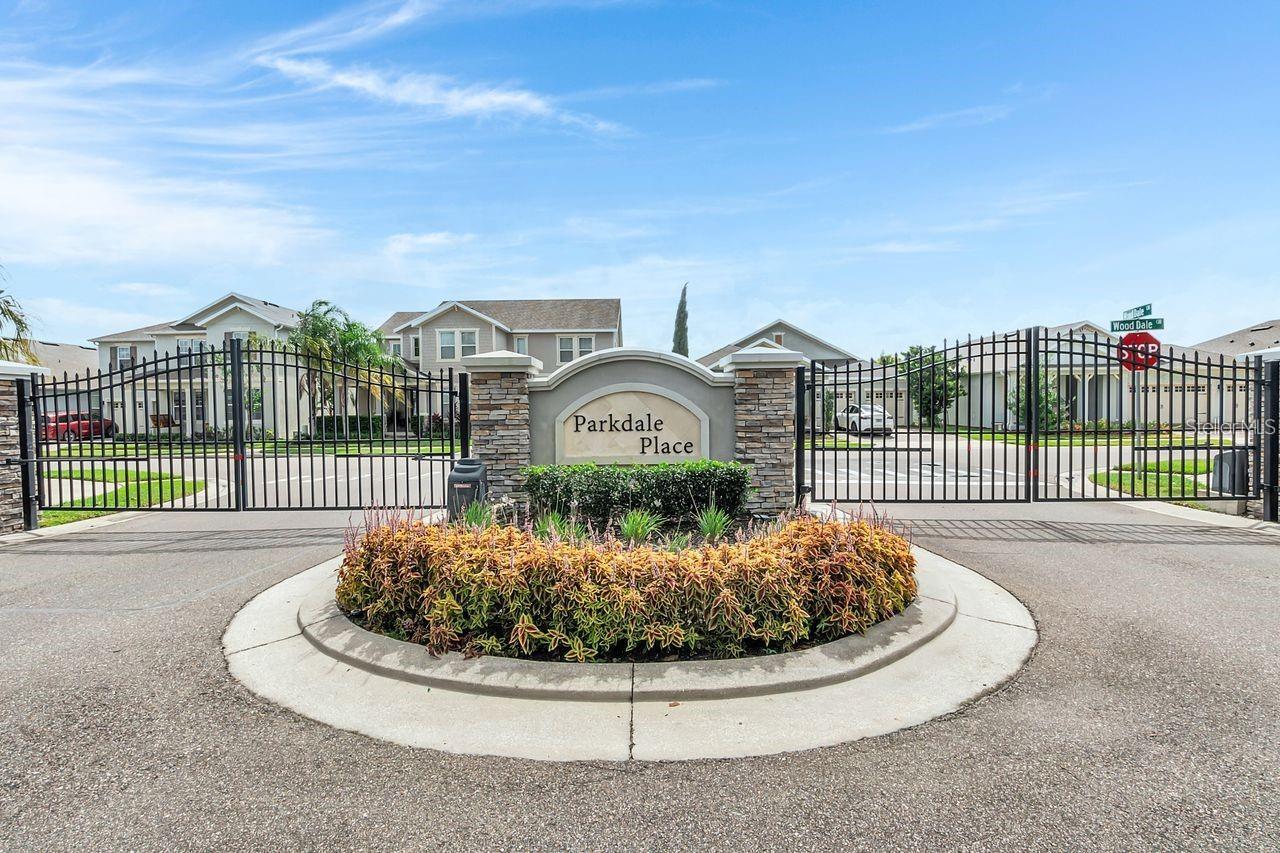 Image 4 of 24 For 1033 Wood Dale Circle