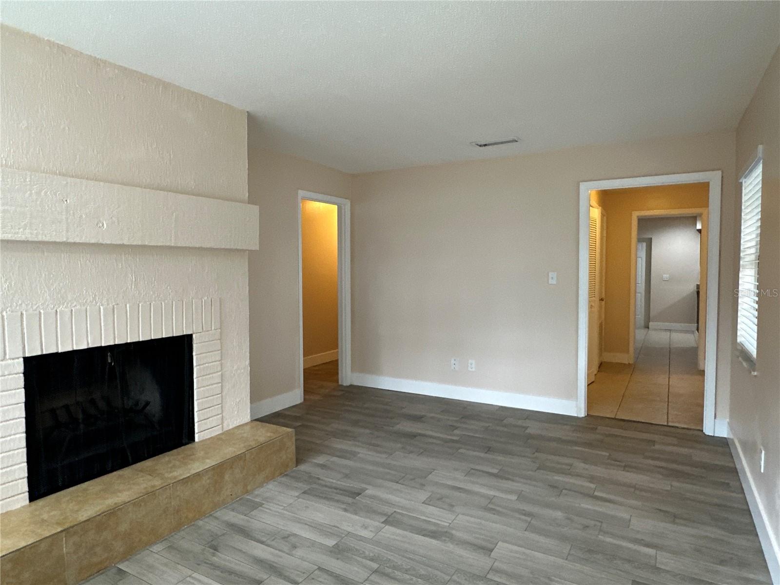 Image 11 of 23 For 5508 Turkey Lake Road