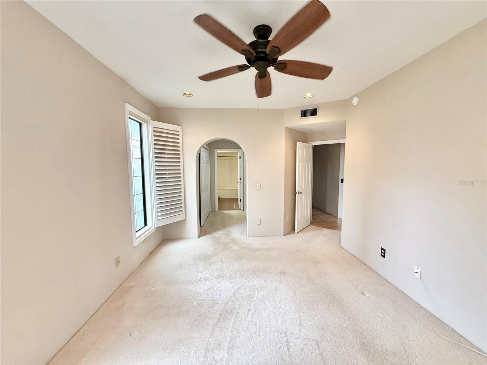 Image 12 of 20 For 524 Via Verona Lane 103