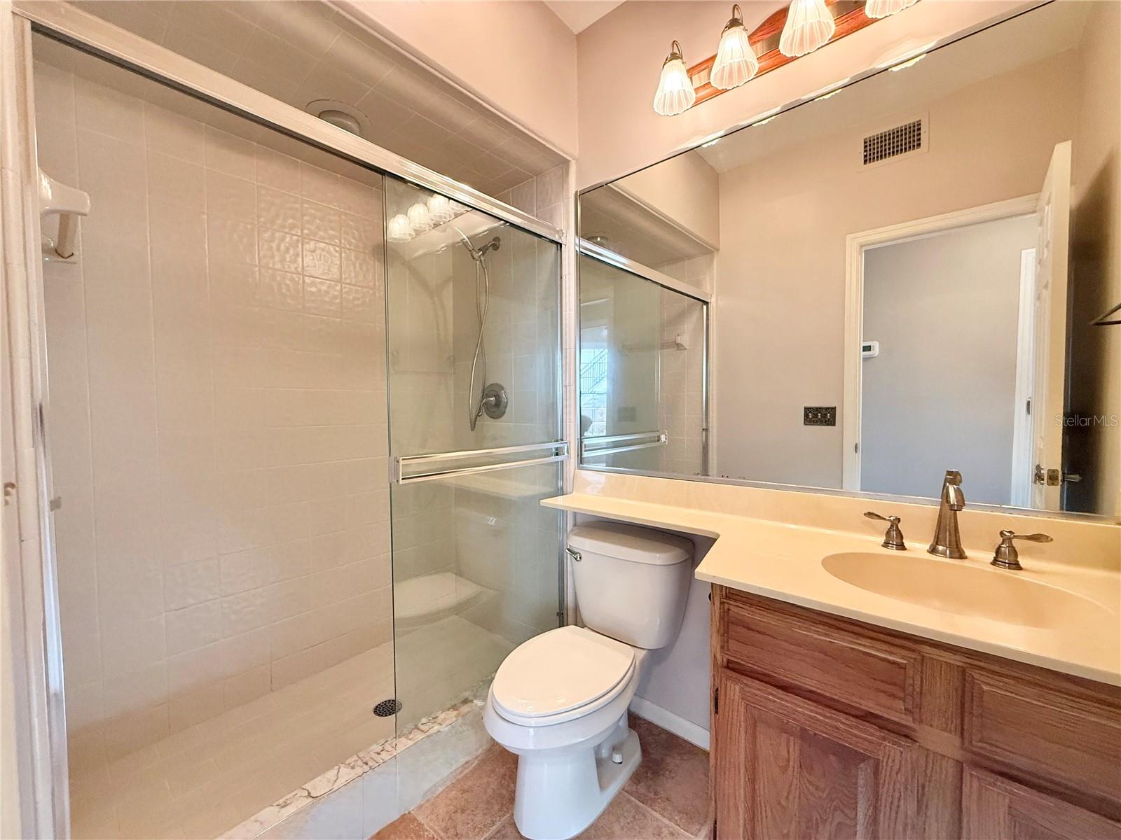 Image 14 of 20 For 524 Via Verona Lane 103