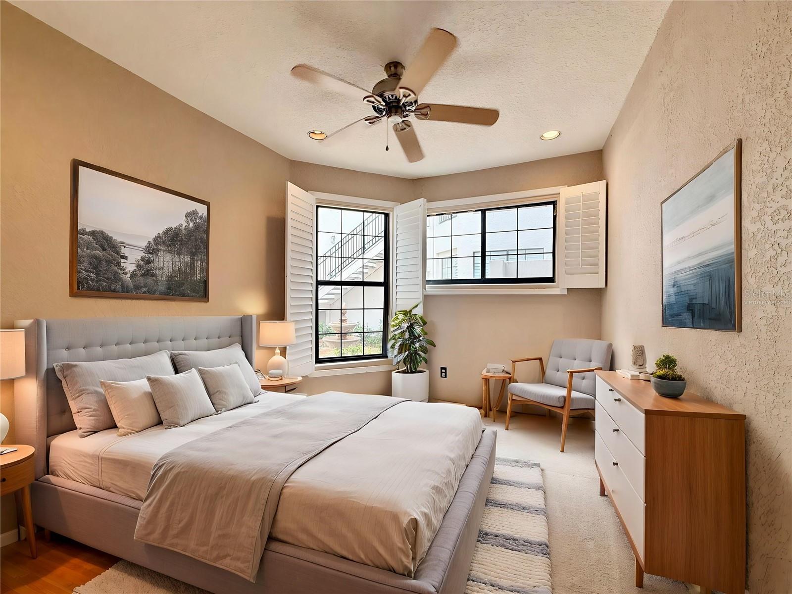 Image 4 of 20 For 524 Via Verona Lane 103