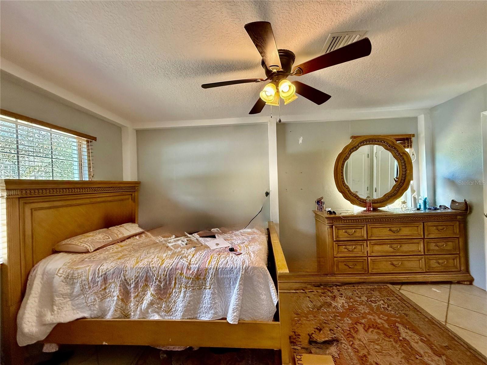 Image 19 of 27 For 1363 Emporia Road