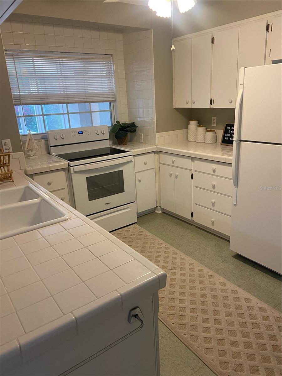 Image 4 of 21 For 150 Temple Grove Drive