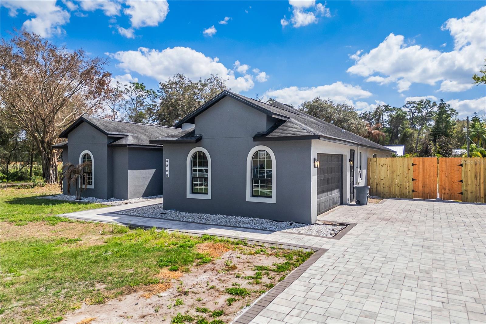 Image 4 of 68 For 4868 Chisholm Park Trail