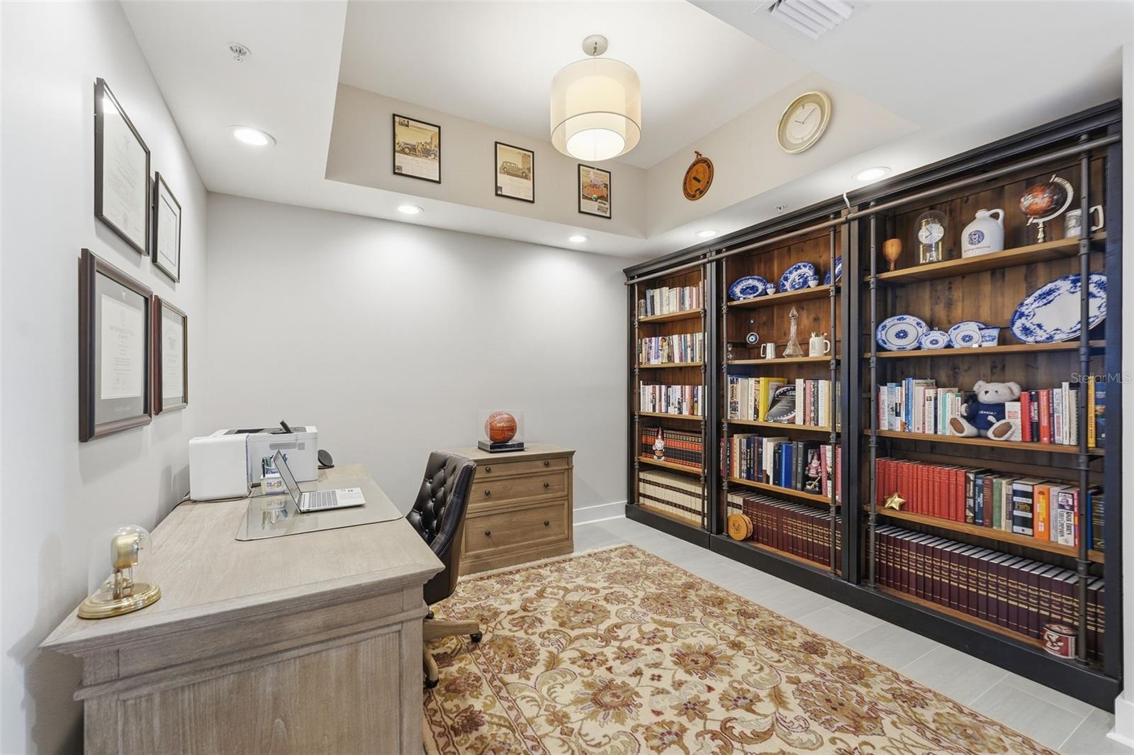 Image 19 of 50 For 260 Osceola Avenue 902