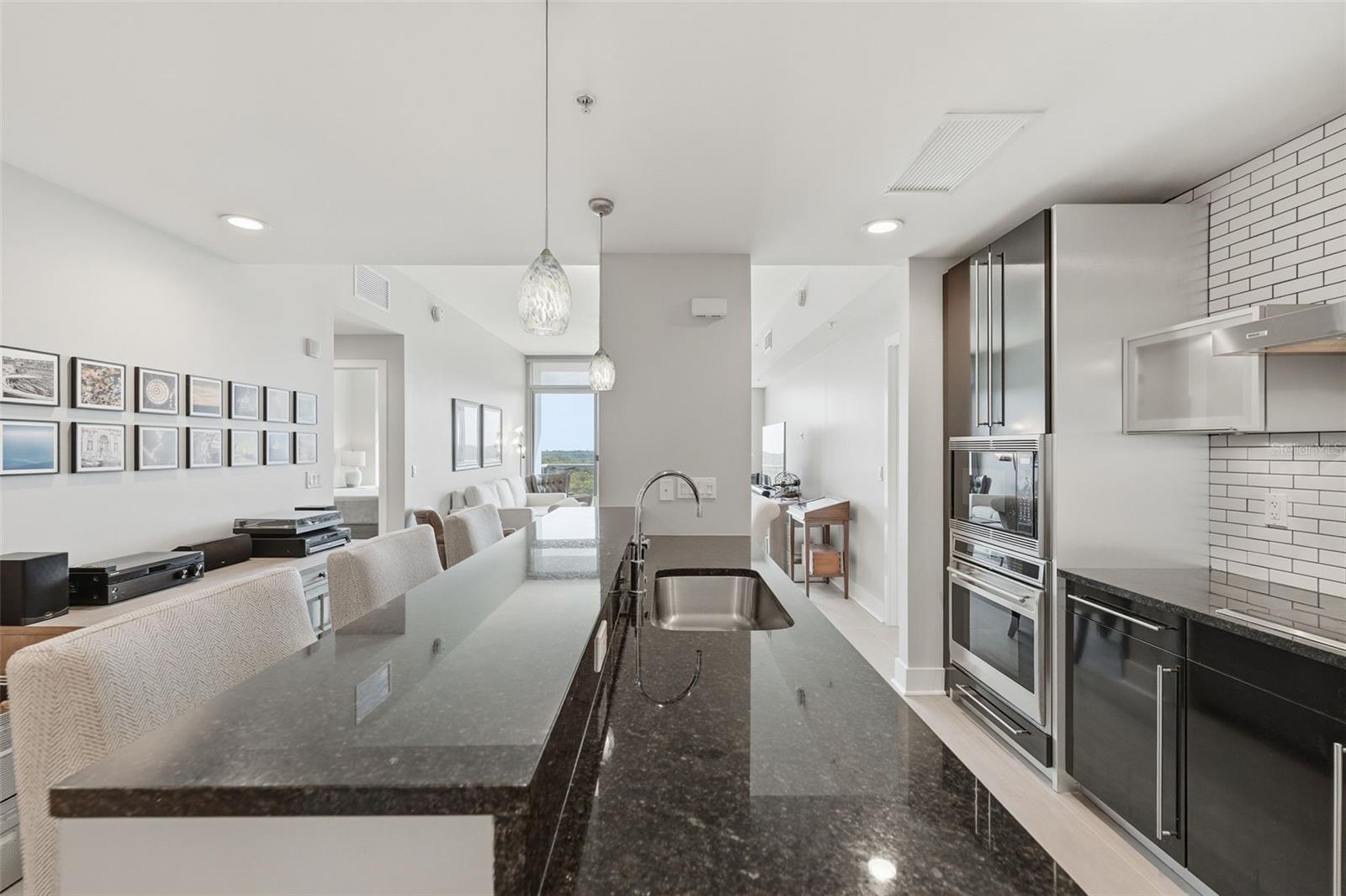 Image 25 of 50 For 260 Osceola Avenue 902