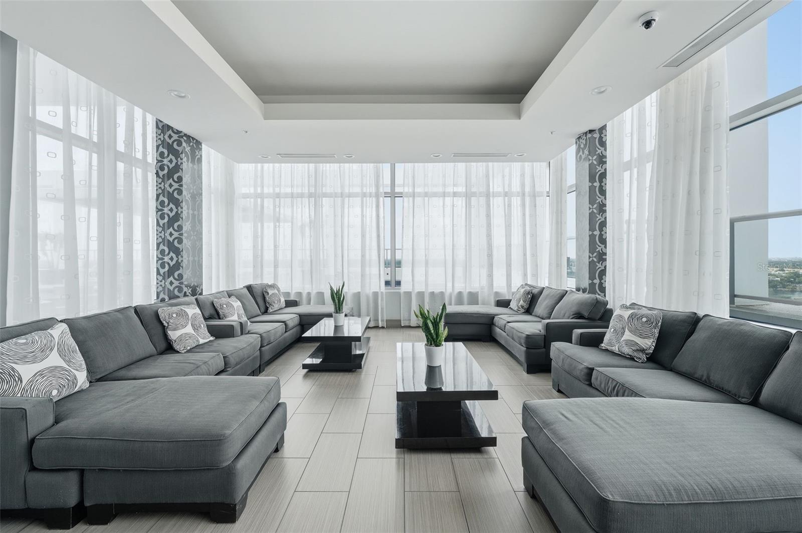 Image 39 of 50 For 260 Osceola Avenue 902