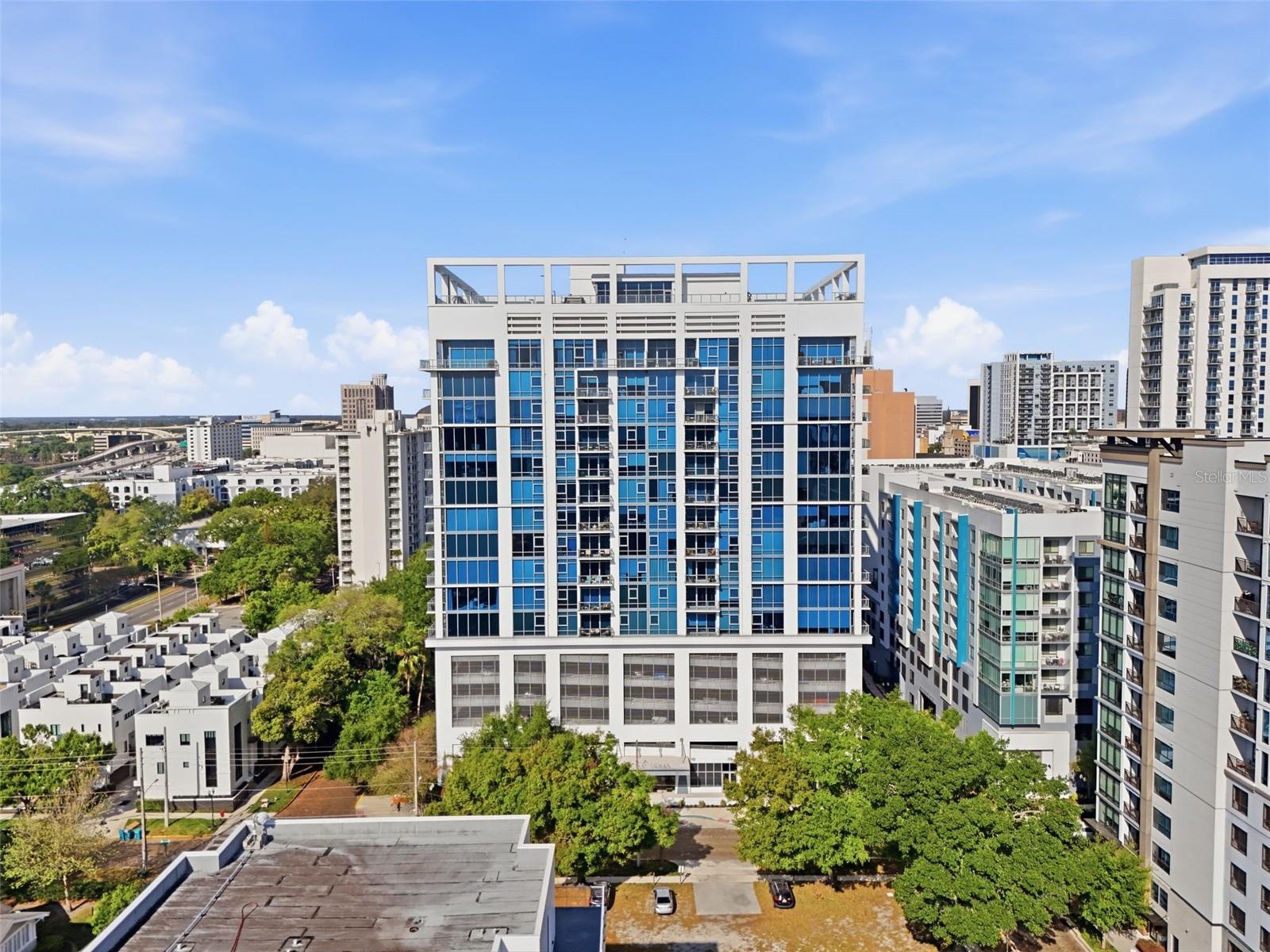 Image 5 of 50 For 260 Osceola Avenue 902