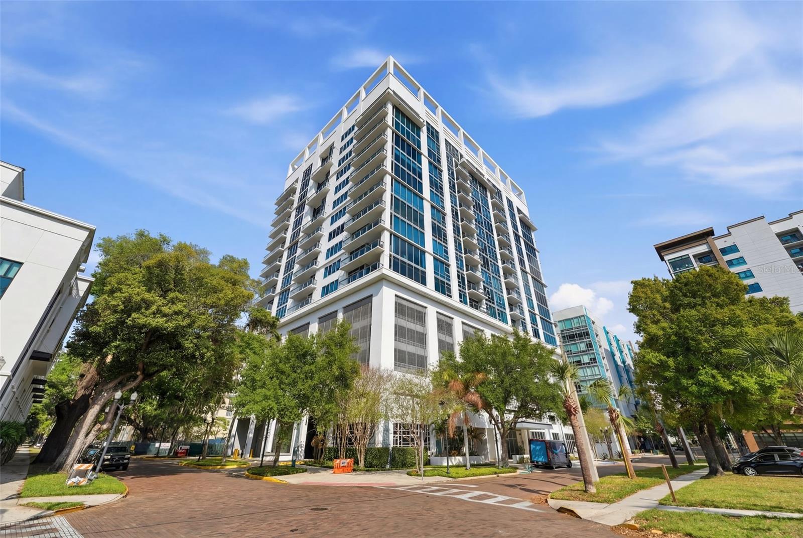 Image 8 of 50 For 260 Osceola Avenue 902