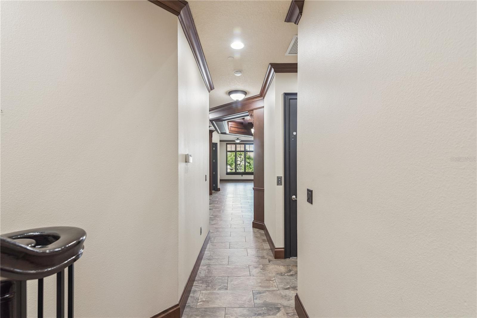 Image 10 of 40 For 101 New York Avenue 302