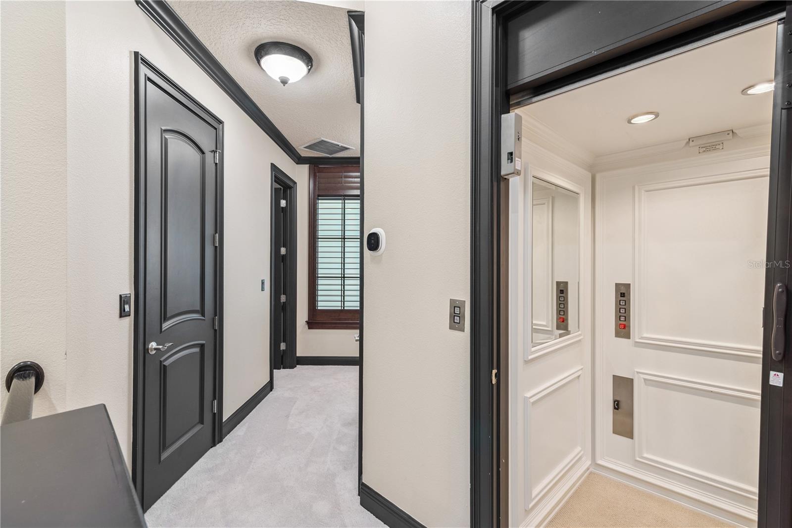 Image 19 of 40 For 101 New York Avenue 302