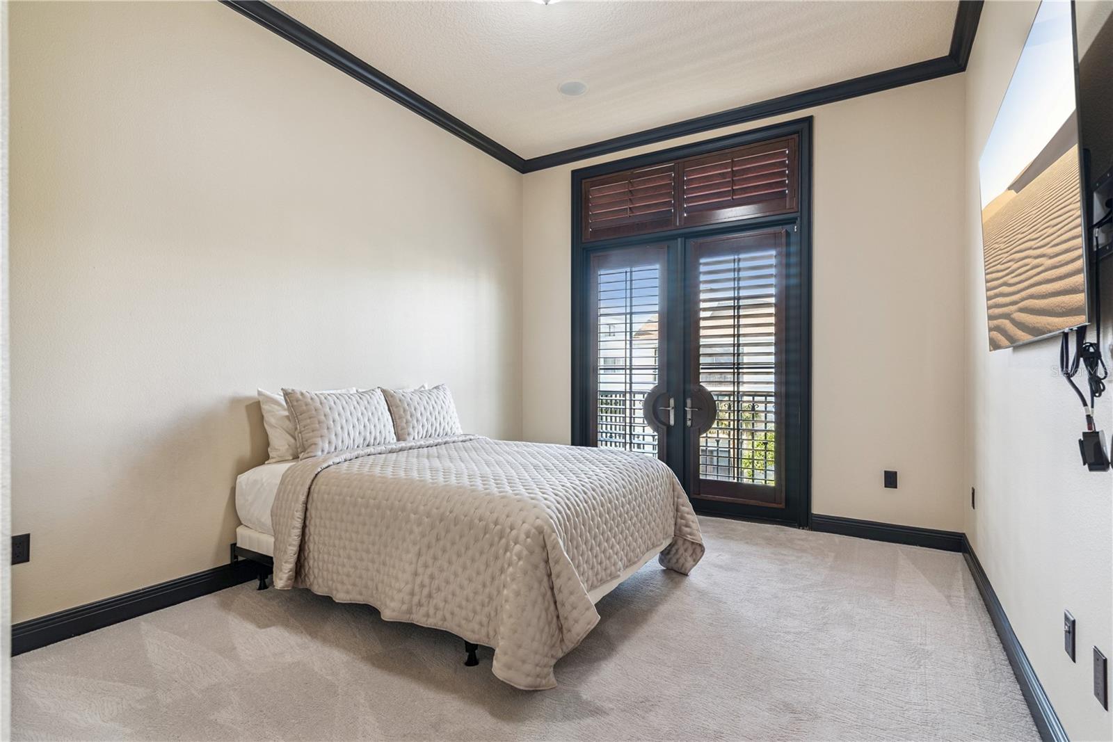 Image 31 of 40 For 101 New York Avenue 302