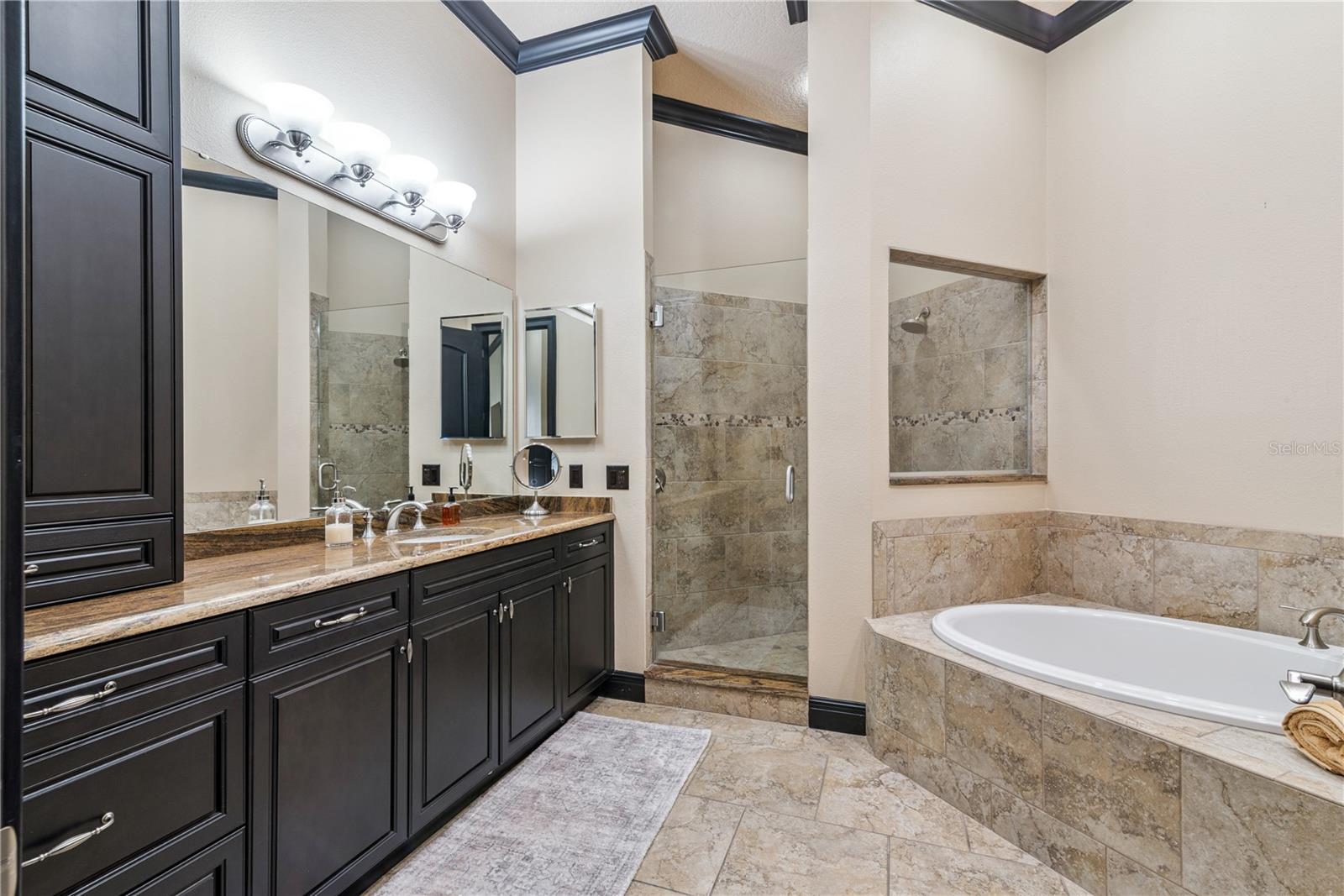 Image 33 of 40 For 101 New York Avenue 302