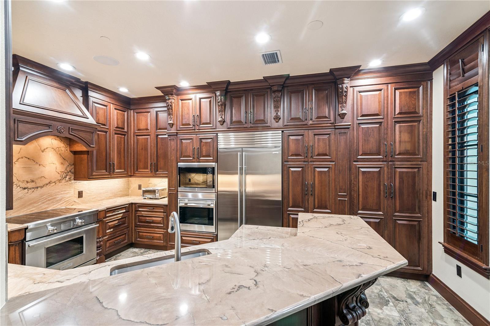 Image 5 of 40 For 101 New York Avenue 302