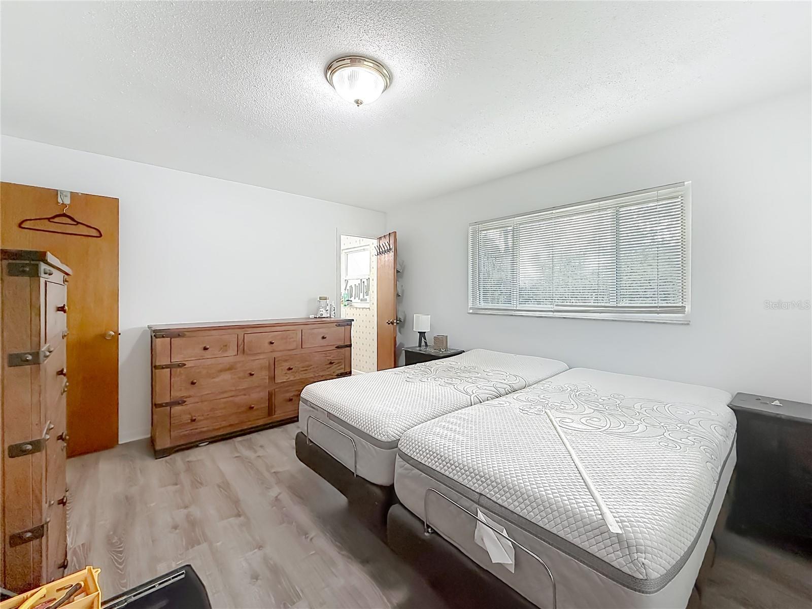 Image 17 of 53 For 1975 Scenic Way