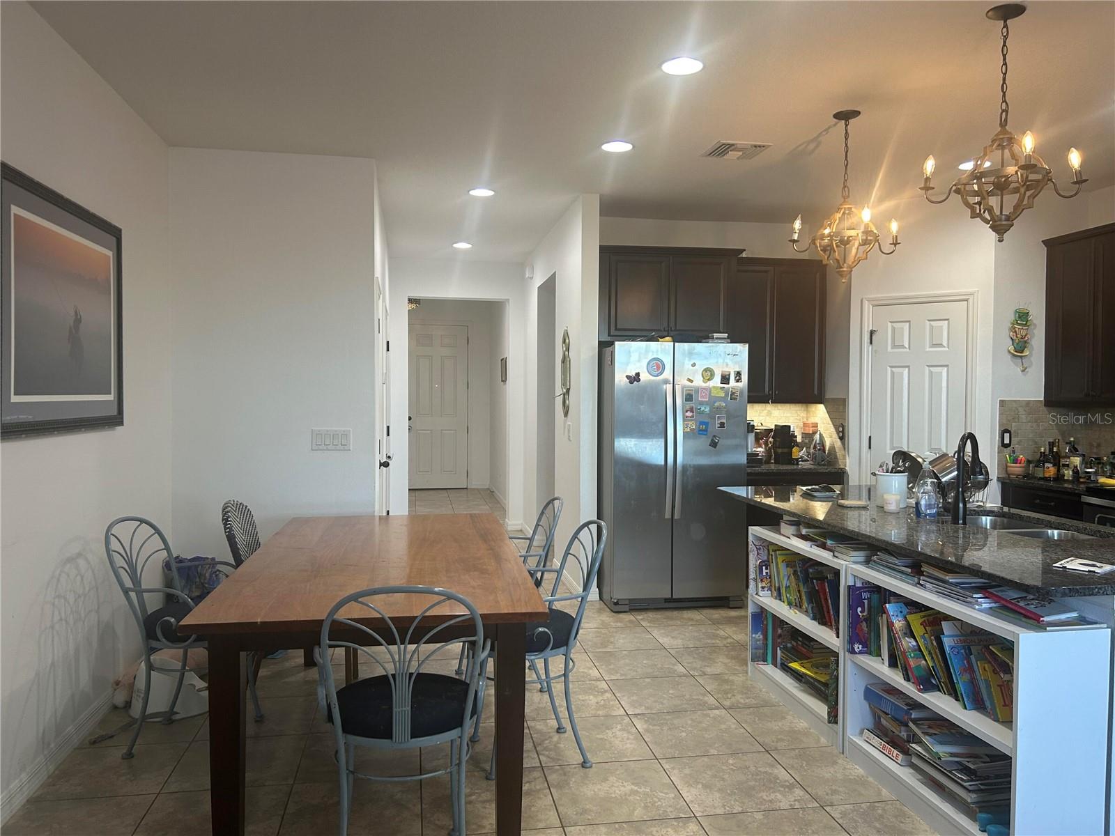 Image 11 of 19 For 18879 Ulmus Street