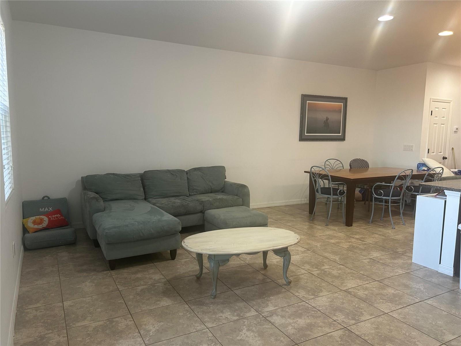 Image 13 of 19 For 18879 Ulmus Street