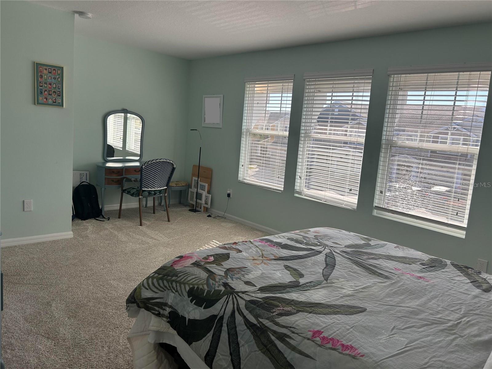 Image 4 of 19 For 18879 Ulmus Street