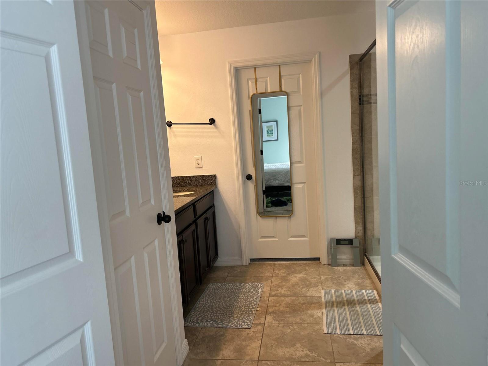 Image 6 of 19 For 18879 Ulmus Street