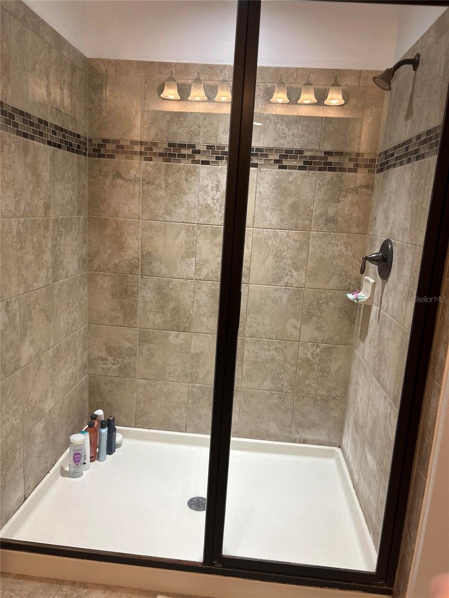 Image 8 of 19 For 18879 Ulmus Street